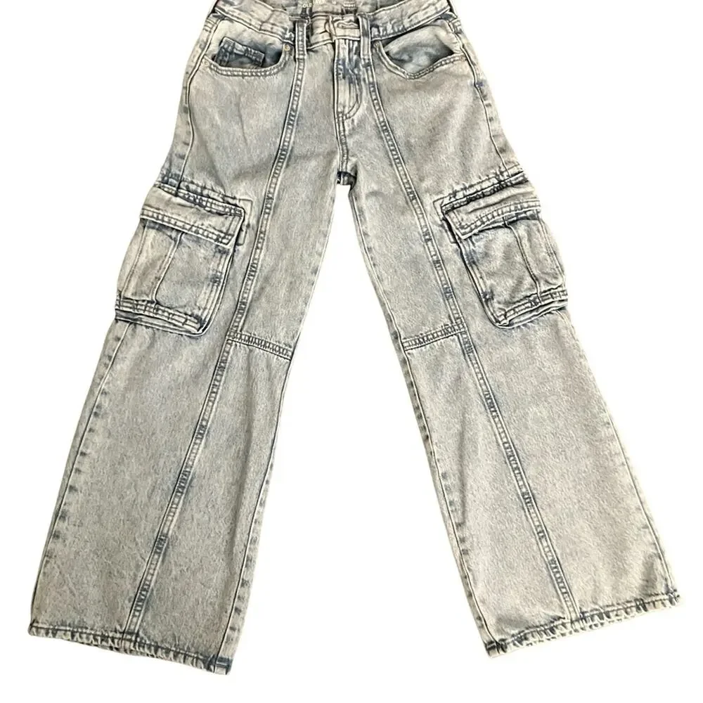 Old Navy High-Rise Baggy Jeans in Light Blue kids 10